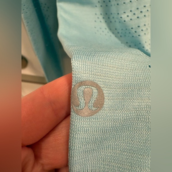 Lululemon Breeze By Long Sleeve *Squad - Sea Frost / Sea Frost - Picture 9 of 10